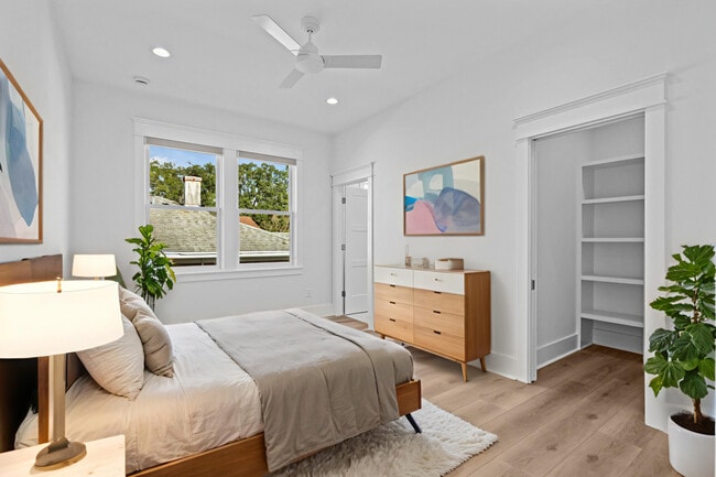 Building Photo - 171 Cordova St