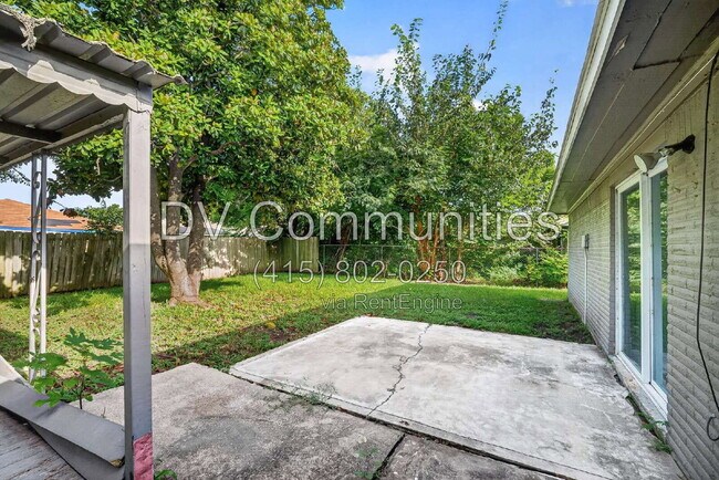 Building Photo - 12919 S Coast Dr