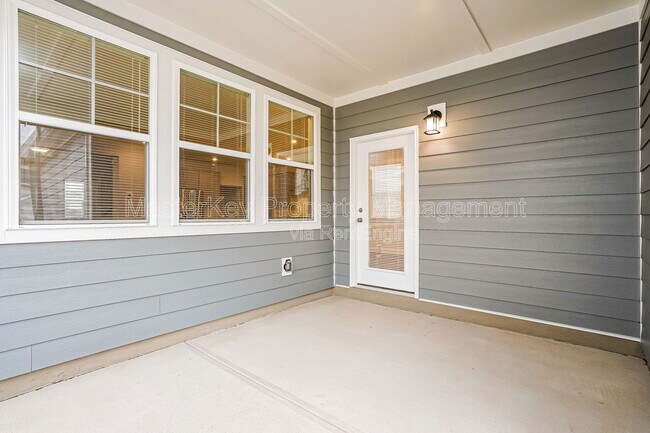 Building Photo - 2968 Ocean Sunrise Dr