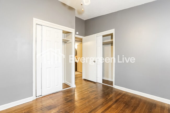 Building Photo - 94 Broadmoor Dr