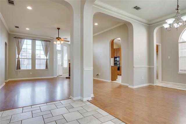 Building Photo - 2711 Summerwood