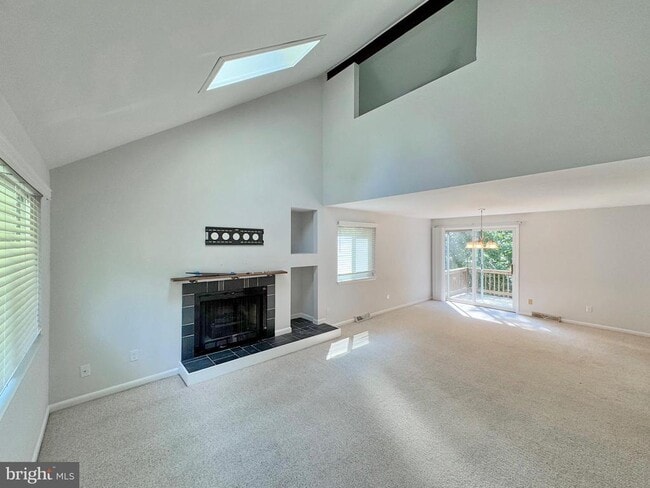 Building Photo - 29080 Autumnwood Dr