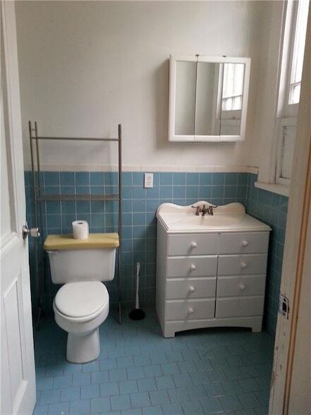 Building Photo - 1566 Annunciation St