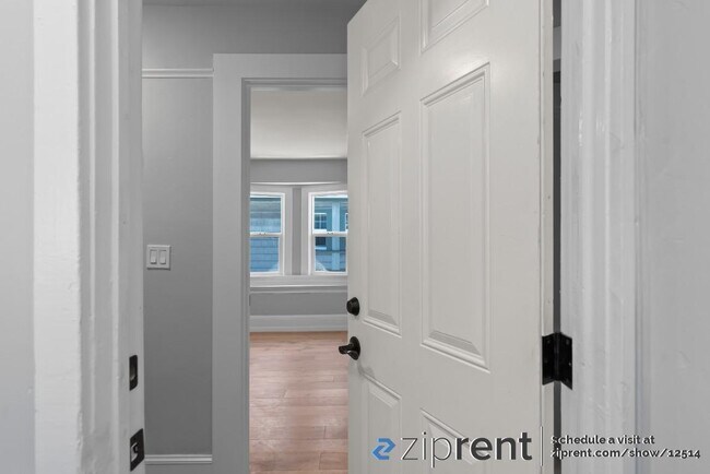 Building Photo - 3827 West St