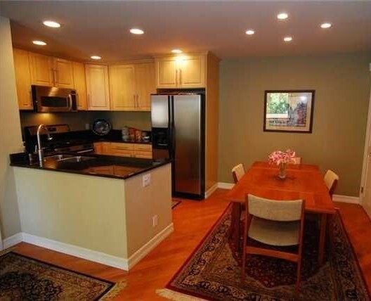 Dining area - 6067 Terrace Ln