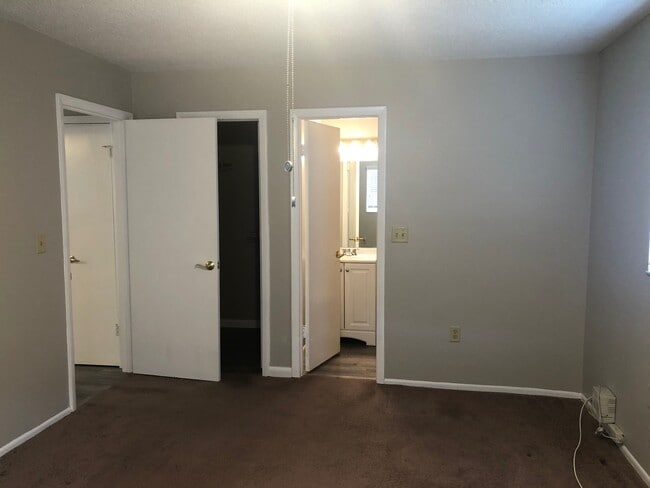 Building Photo - 4008 El Merita Ct