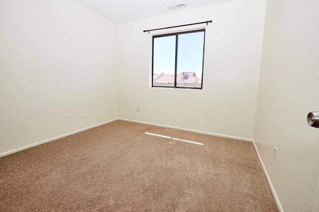 Building Photo - 3069 Tetons Ct