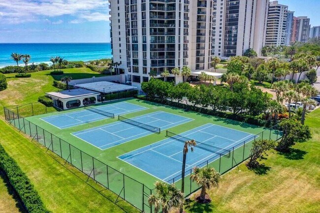 Building Photo - 5380 N Ocean Dr
