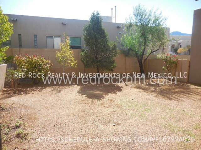 Building Photo - 6204 Sedona Dr NE