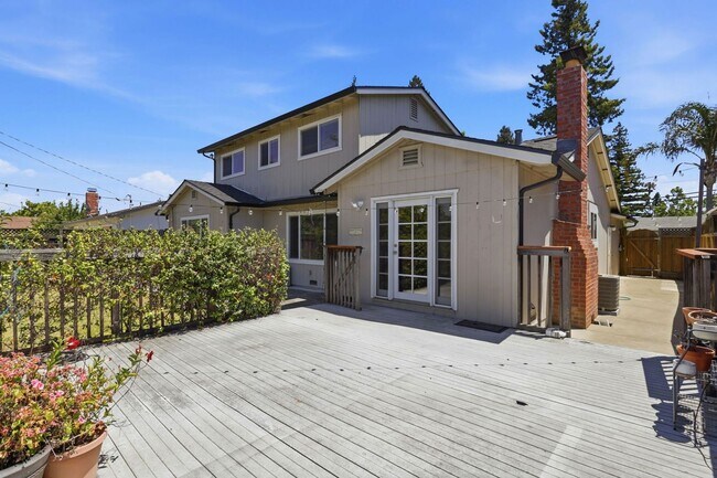 Building Photo - Beautifully Updated 5BD Home in Campbell with Remodeled Kitchen