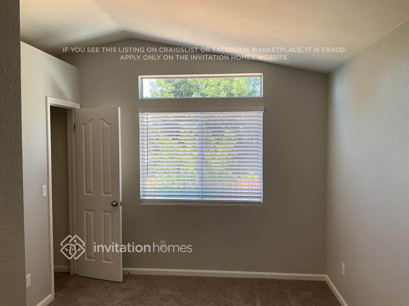 Building Photo - 472 Woodcrest Dr