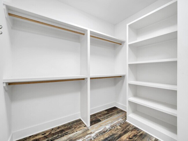 Building Photo - 741 Breakers Street