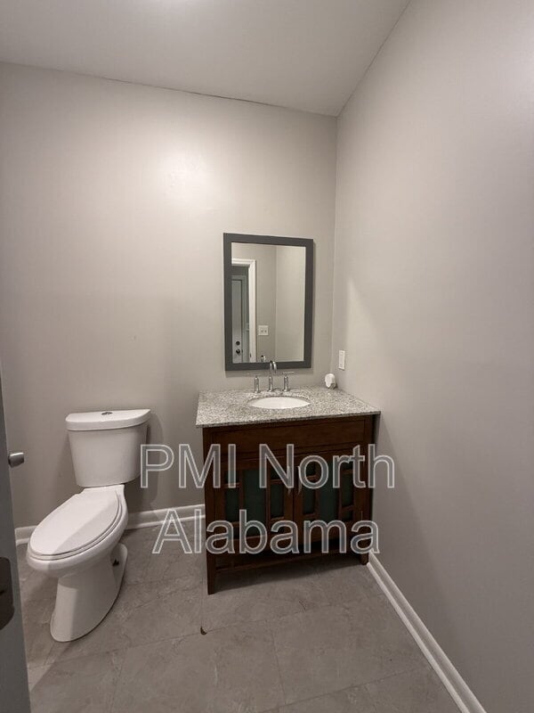 Building Photo - 2024 1st St SW