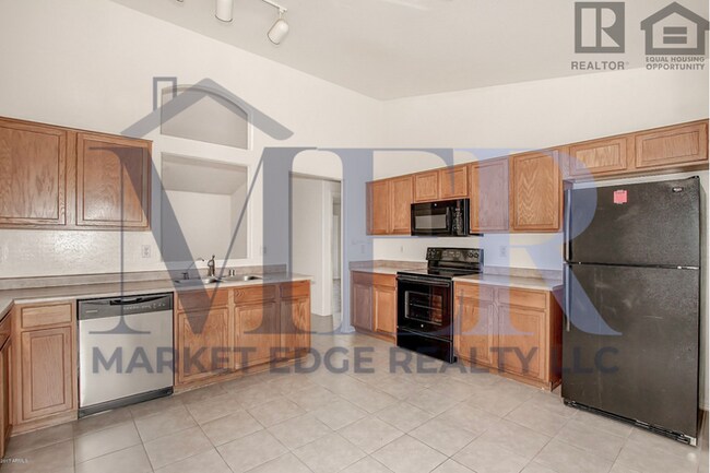 Building Photo - 3Bed/2Bath House at Buckeye/75th Ave! $399 MOVE-IN SPECIAL! Move-In Ready on 2/5/2026-All Tile Floor