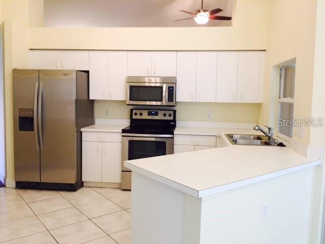 Building Photo - 2060 King Tarpon Dr