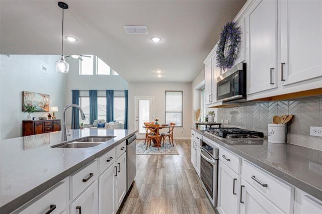 Building Photo - 474 Prairie View Dr