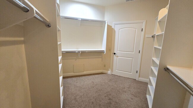 Building Photo - 2712 Anta Ct