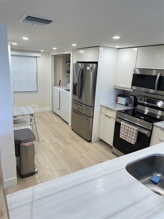 Building Photo - 802 Cypress Blvd