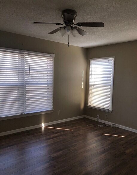 Building Photo - 3405 36th St