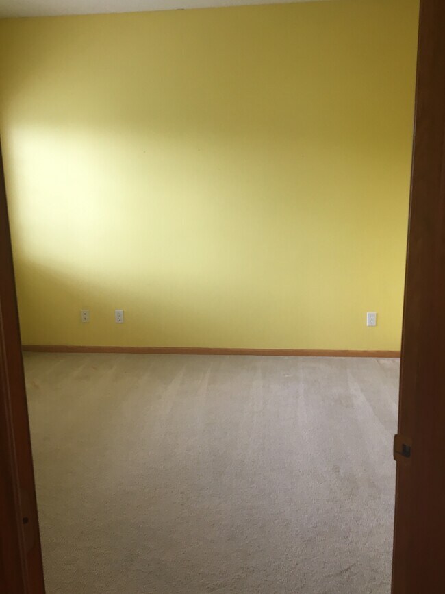Building Photo - 545 Penn Ct