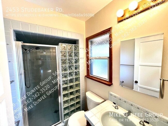 Building Photo - 2453 N Studebaker Rd