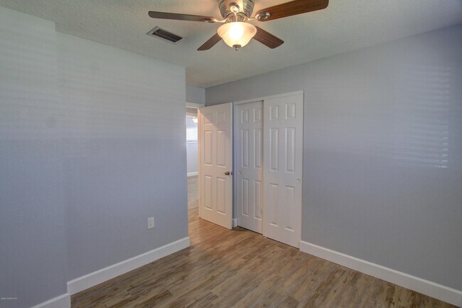 Building Photo - 3210 Westwood Dr