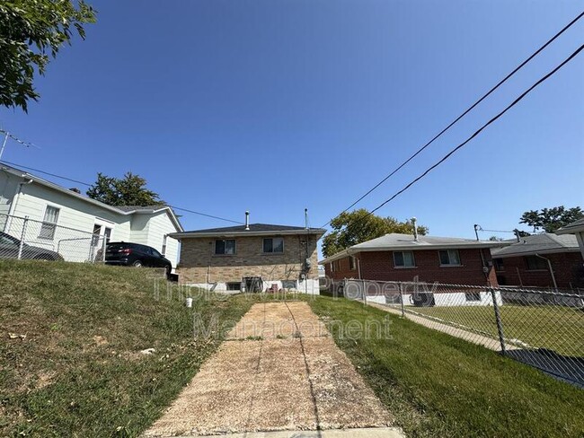 Building Photo - 3980 Neosho St