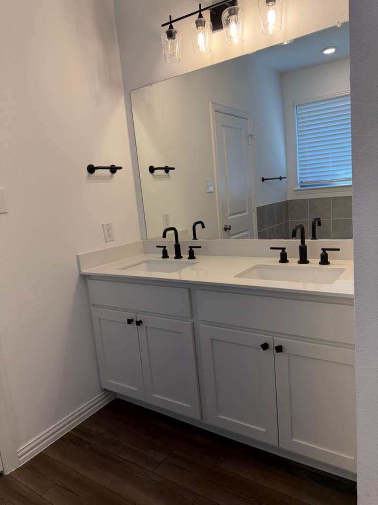 Building Photo - 3802 Chicory Ct