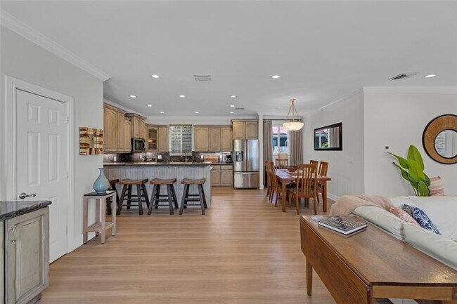 Building Photo - 4601 Bougainvilla Dr