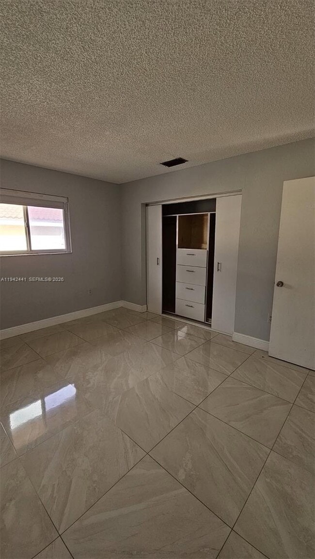 Building Photo - 8253 NW 5th Terrace