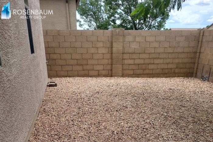 Building Photo - 8136 N Command Point Dr