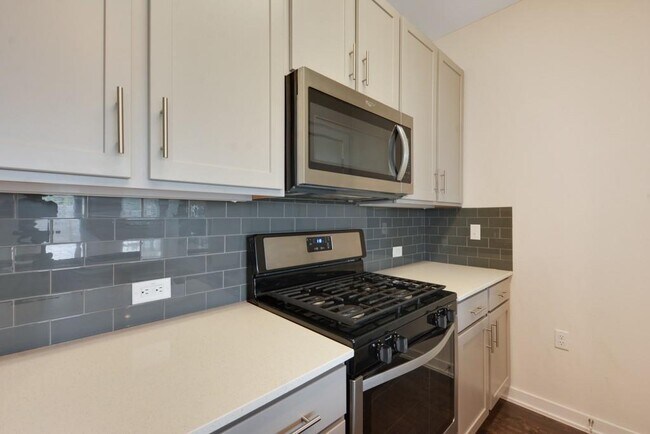 Building Photo - 8913 Parker Ranch Cir