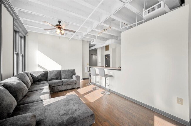 Building Photo - 32 Peachtree St NW