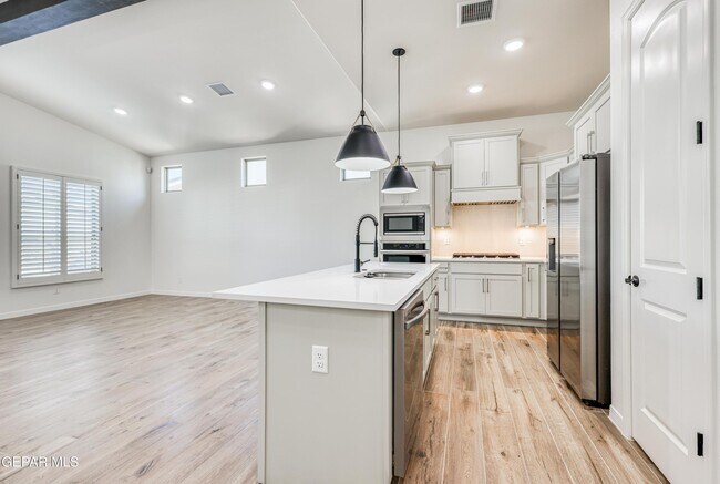 Building Photo - 3821 Aspire Pl