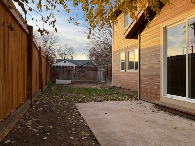 Building Photo - 919 Cove Arm Cir