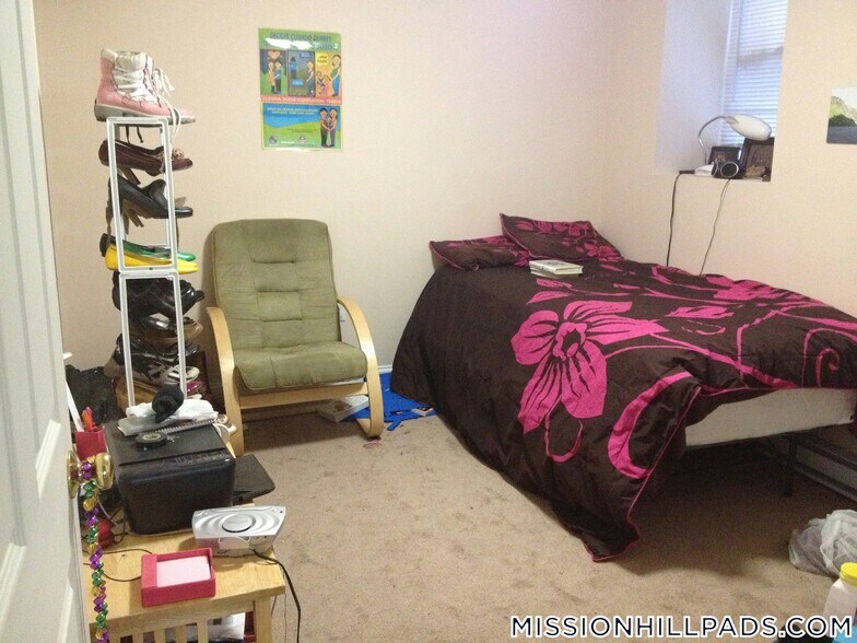 Building Photo - 891 Huntington Ave