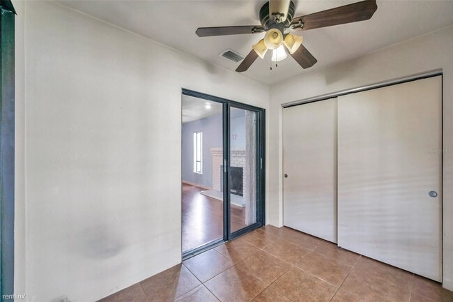 Building Photo - 2 br, 2 bath House - 7360 R Ulmerton Road