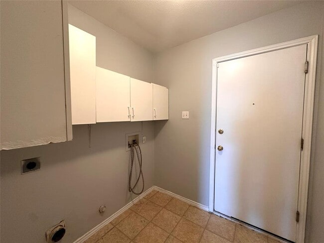 Building Photo - 202 Lucky Clover Ln