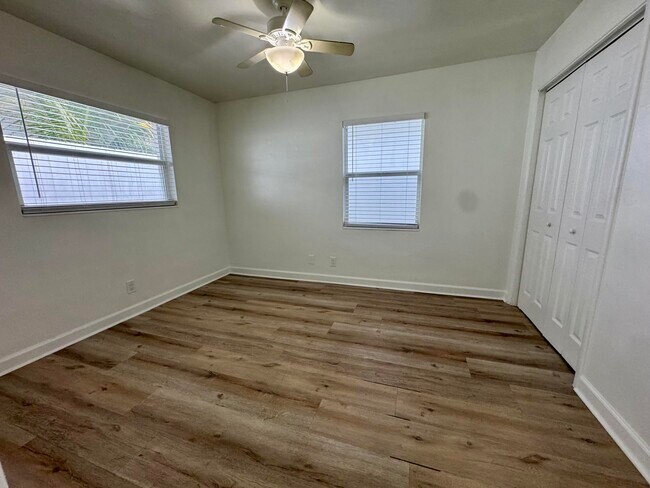 Building Photo - 1235 Beach Rd