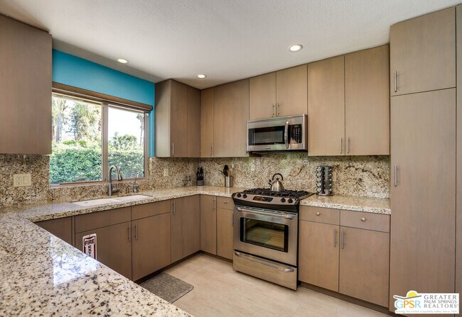 Building Photo - 3576 Escoba Dr