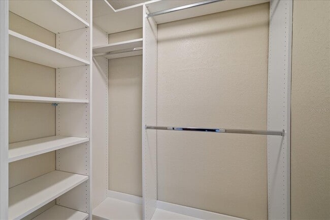 Building Photo - 6400 18th Ave N