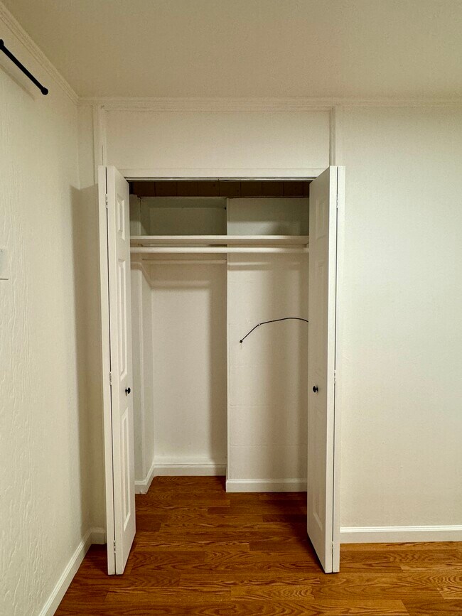 Bedroom 1B - 63 Elliot Pl