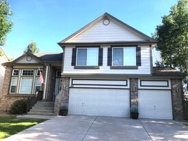 Building Photo - 562 E 133rd Ct