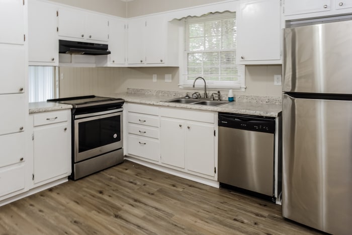Building Photo - 4711 Whitehall Dr NW