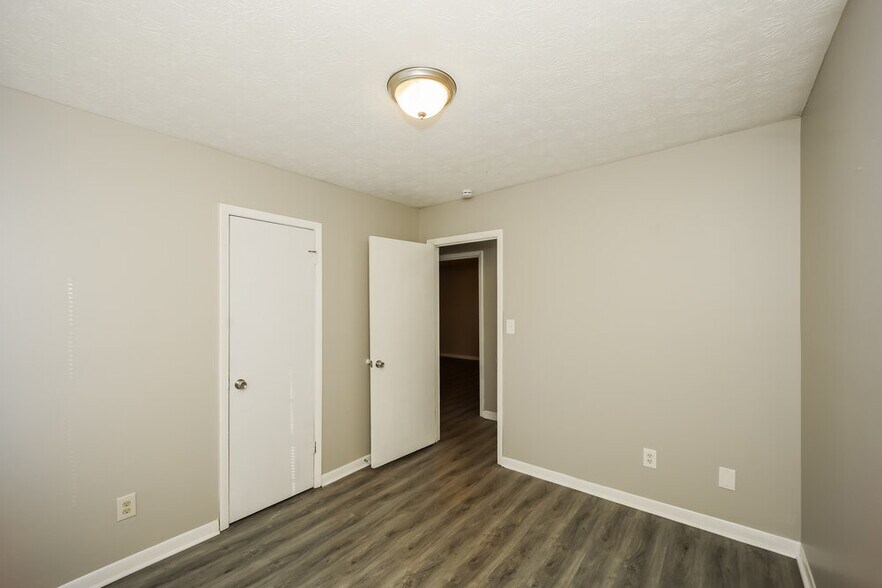 Building Photo - 6868 Maddox Rd