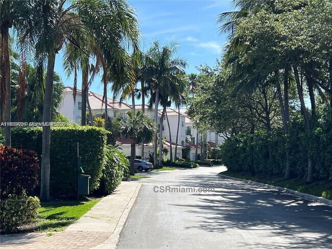 Building Photo - 3255 NE 184th St