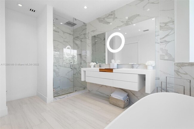 Building Photo - 3925 194th Ln