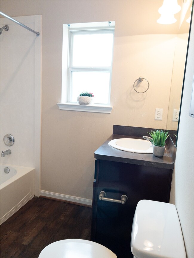 Building Photo - 3986 Avenue B