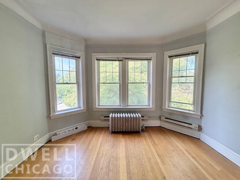 Building Photo - 741 Judson Ave