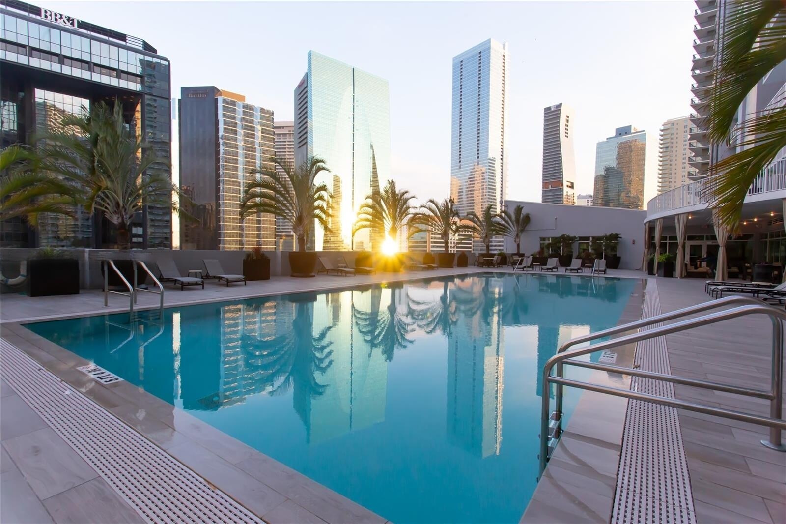 Building Photo - 1250 S Miami Ave